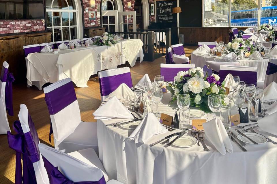 Overcliff Pub