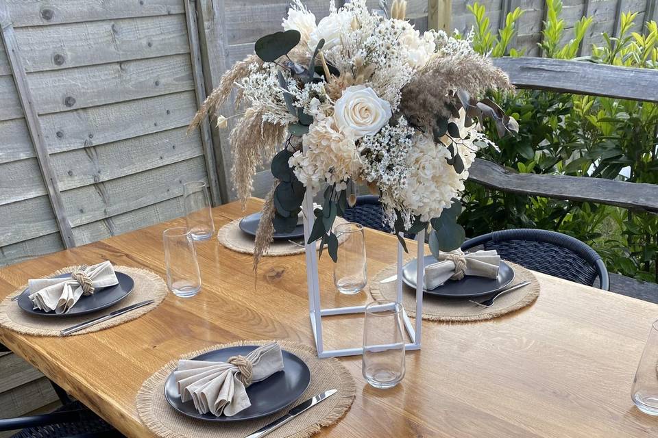 Table centrepiece