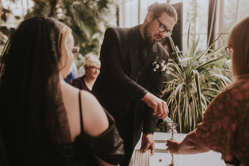 Bespoke sand ceremonies