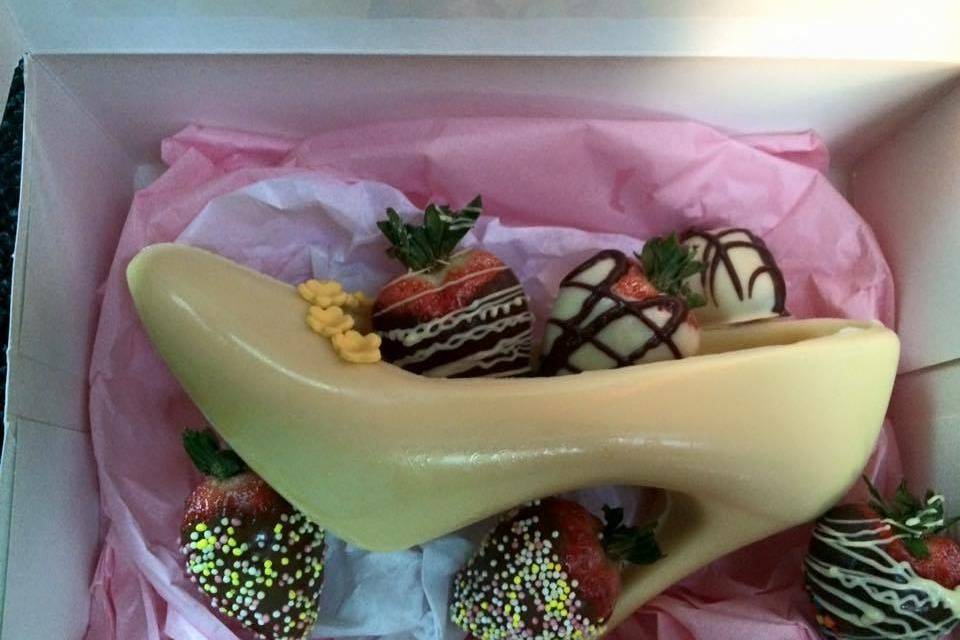 Chocolate shoe and dipped stra