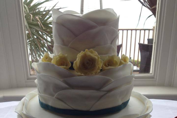 Bespoke weddng cake