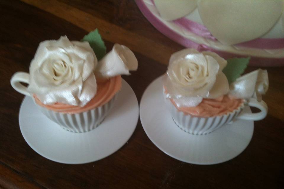 Tea cup cup cake