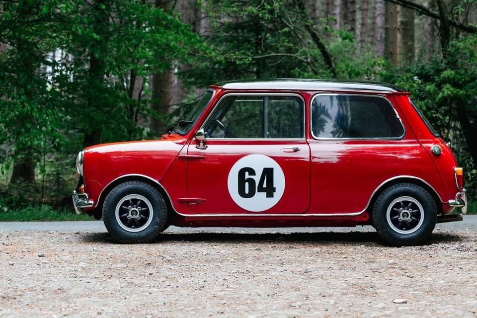 Mk1 Cooper S in red and black