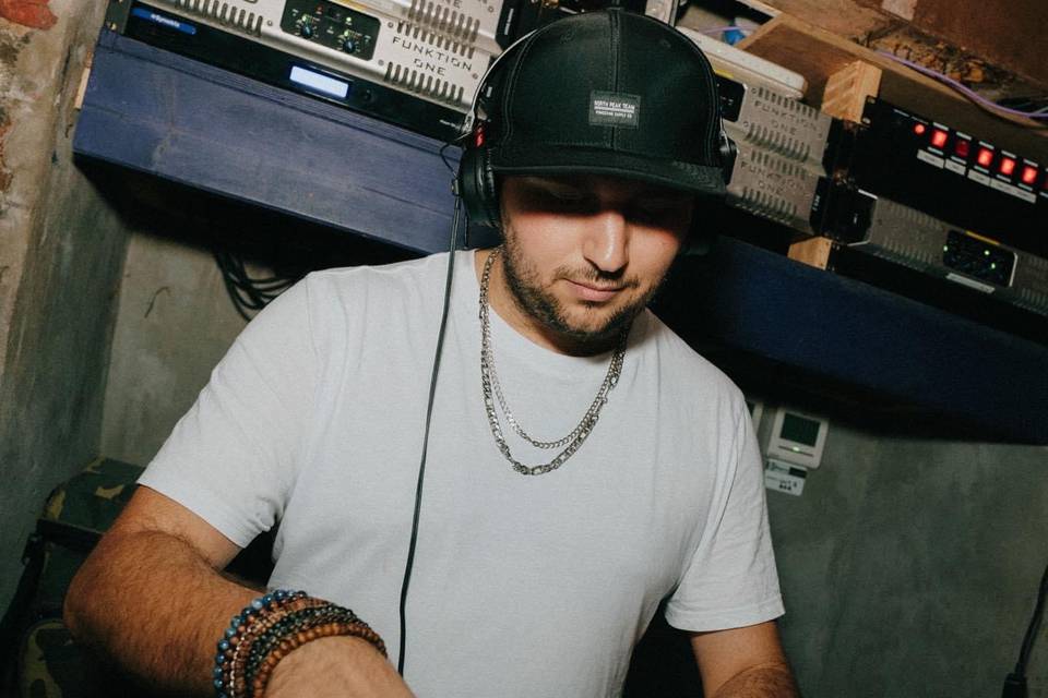 Ed - Club DJing