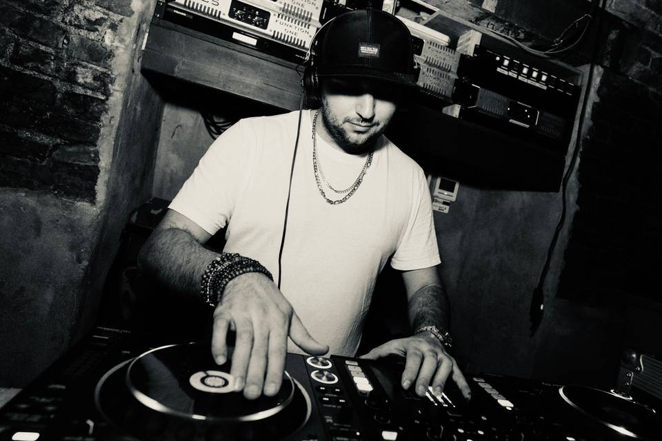 Ed - Club DJing