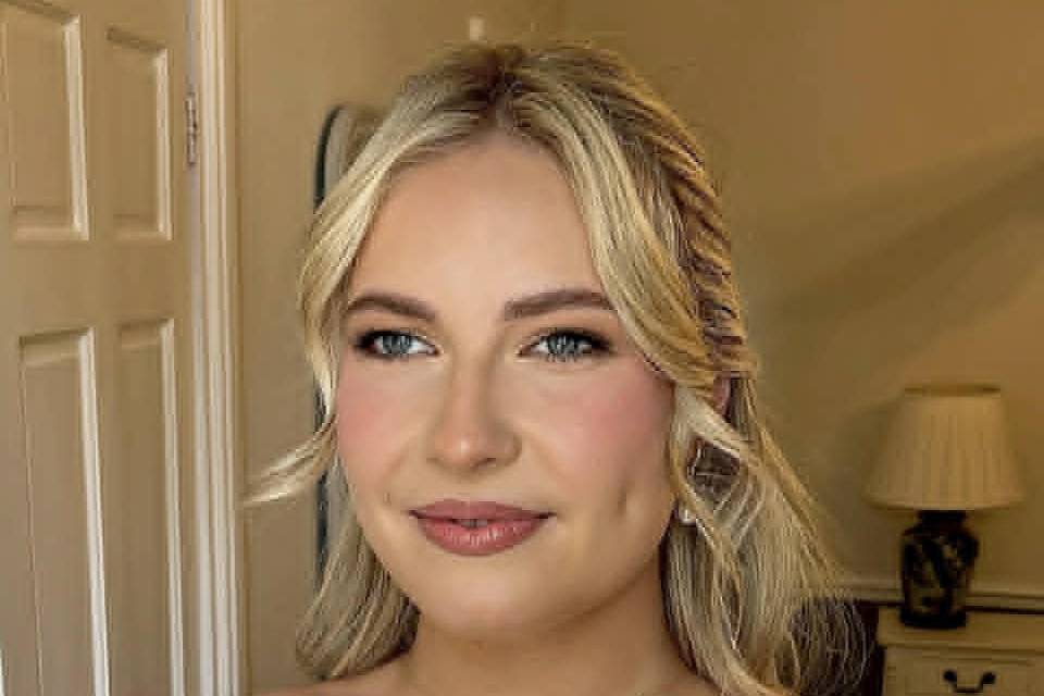 Julia Marsh MUA