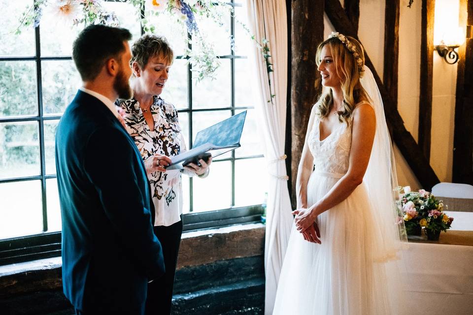 Beautiful Kent ceremony