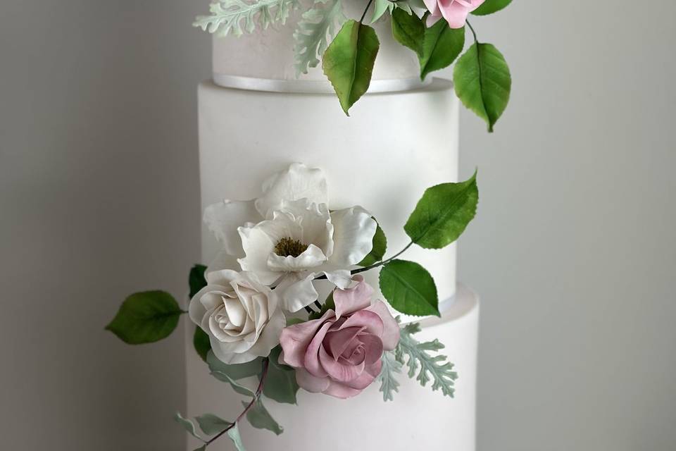 3-tier cake with pastel pink florals