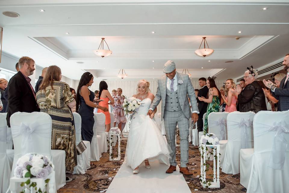 Aisle walk
