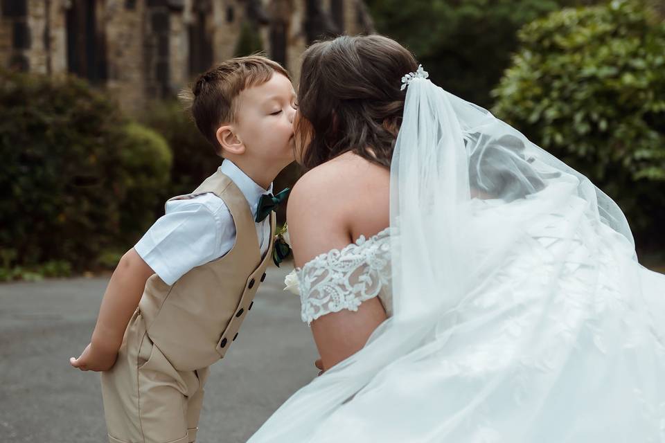 Kiss for Mum