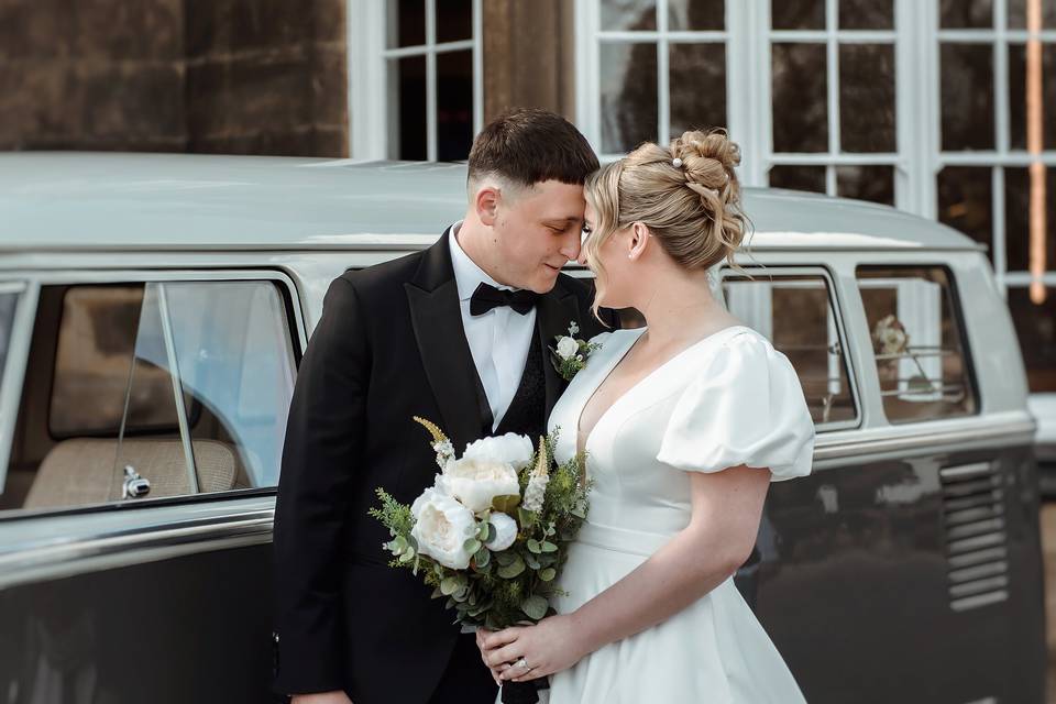 VW bus bride & groom