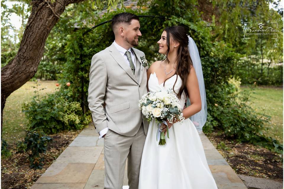 We're married!