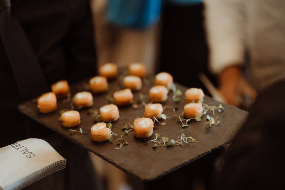 Smoked salmon canapé