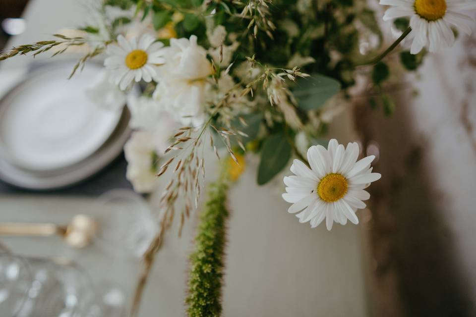 Wedding table arrangements