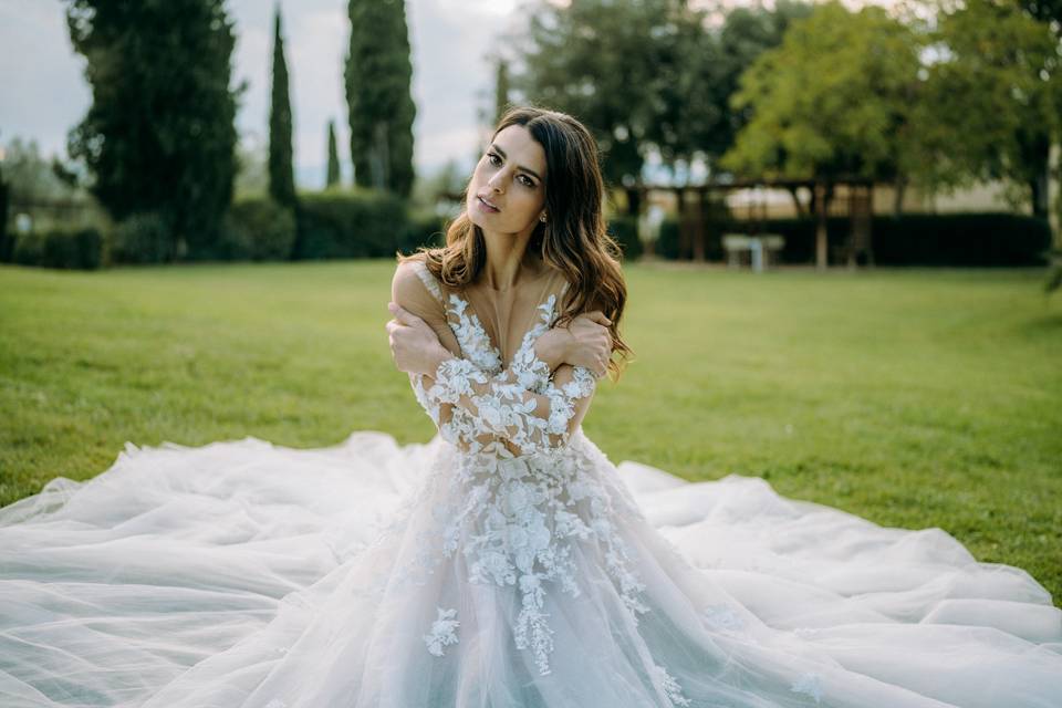 Bride in the Borgo garden