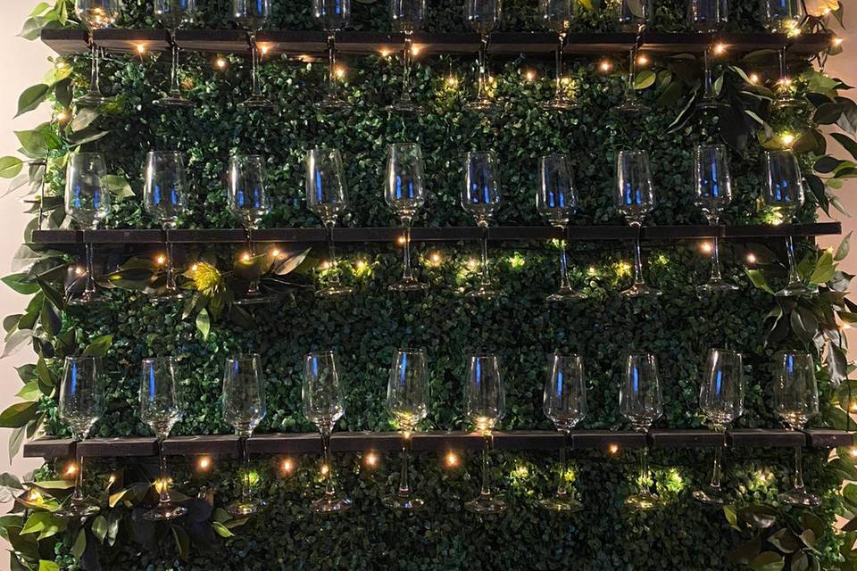 Foliage Prosecco Wall