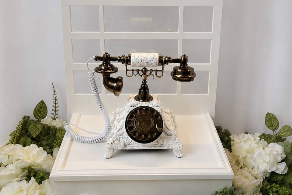 The vintage audio guestbook