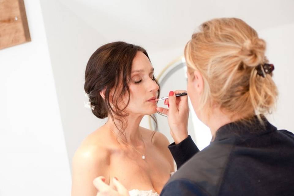 Makeup in action