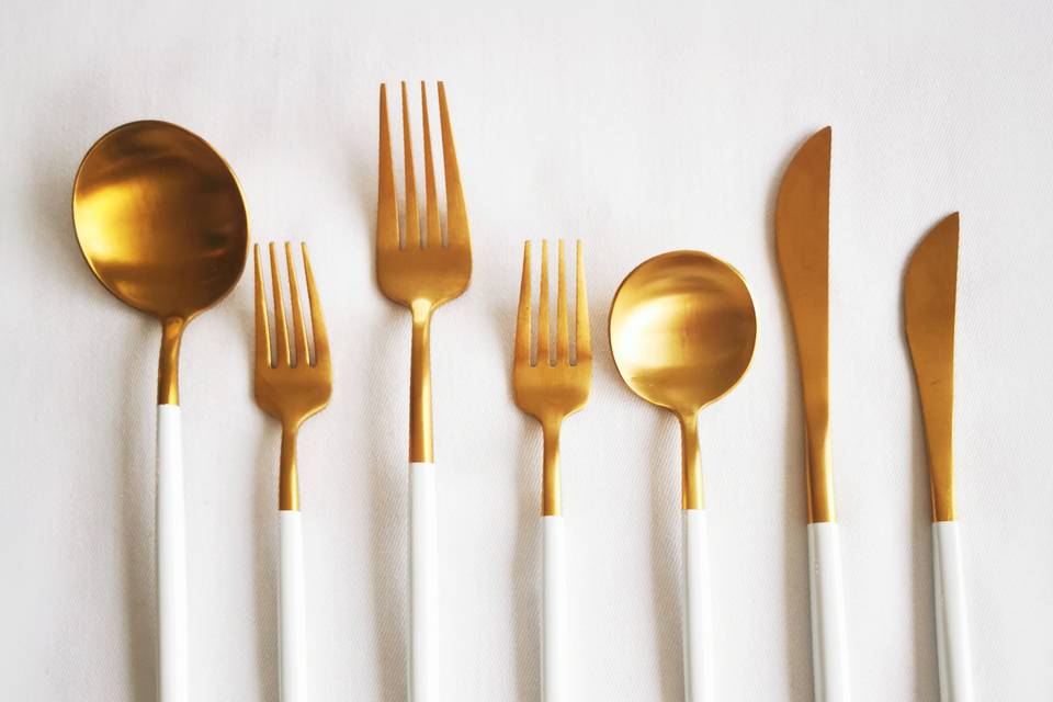 White & Brushed Gold Cutlery