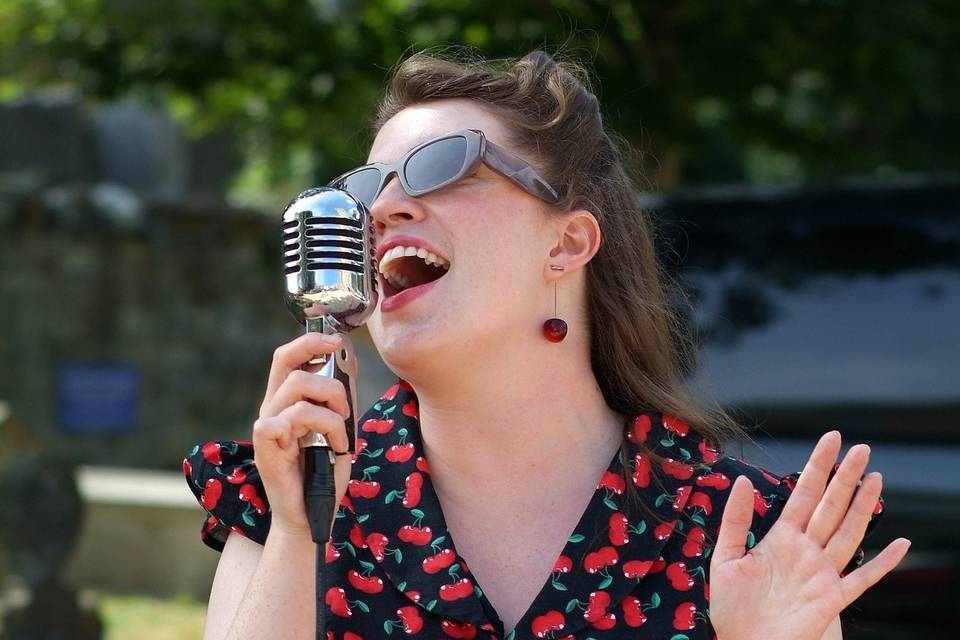 Singing at Ventnor Fringe