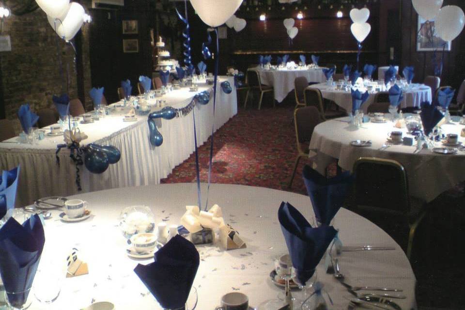 The Red Lion Hotel 11