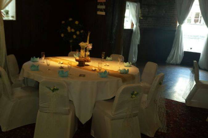 The Red Lion Hotel 14