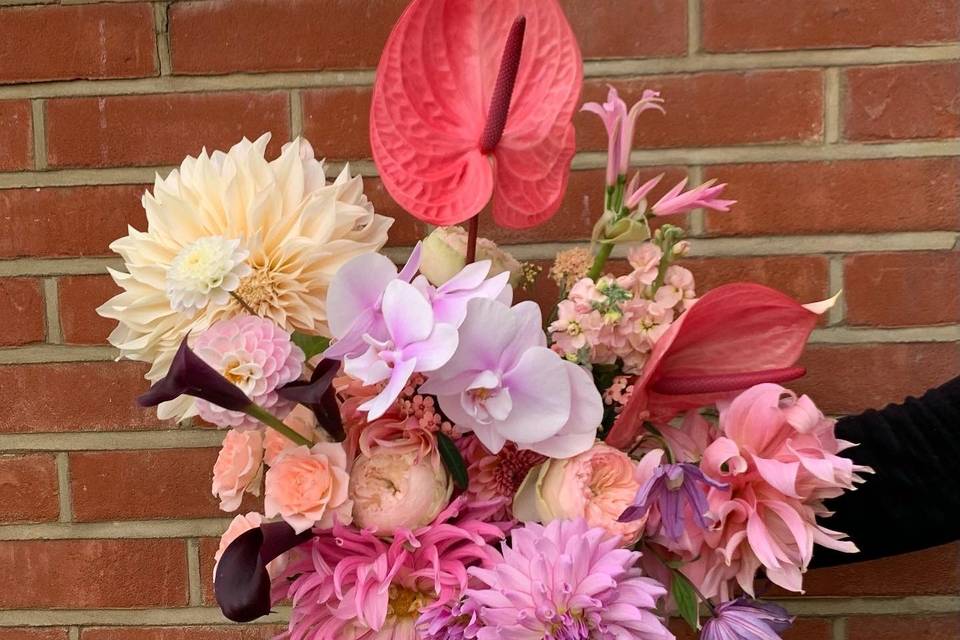 Modern bridal bouquet