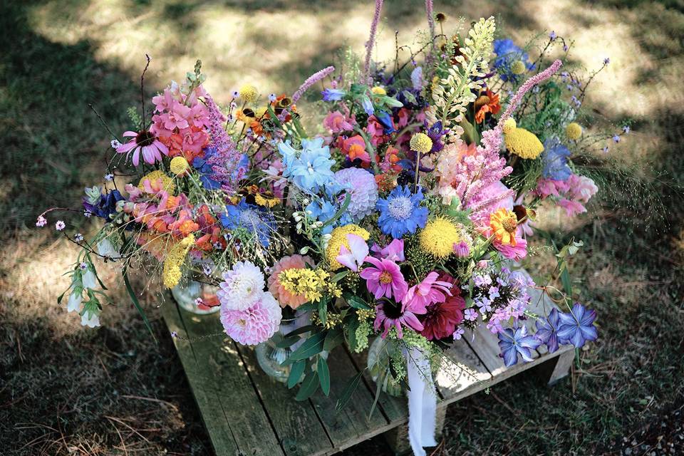 Colourful wedding florals