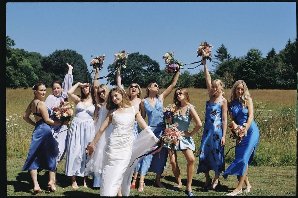Cajame with her bridal party