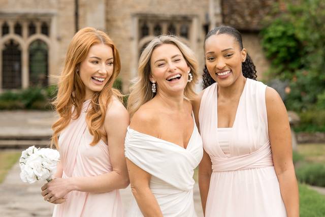 Candid Bridal Party Moments