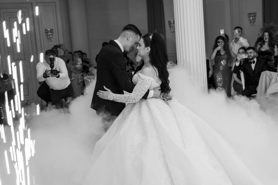 Black & White First Dance