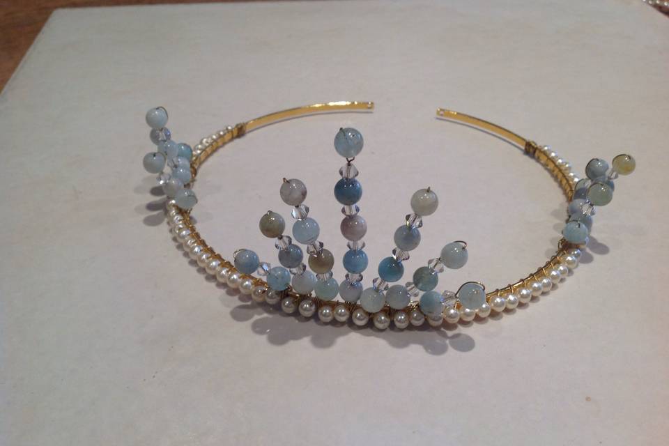 Tiara with aquamarine