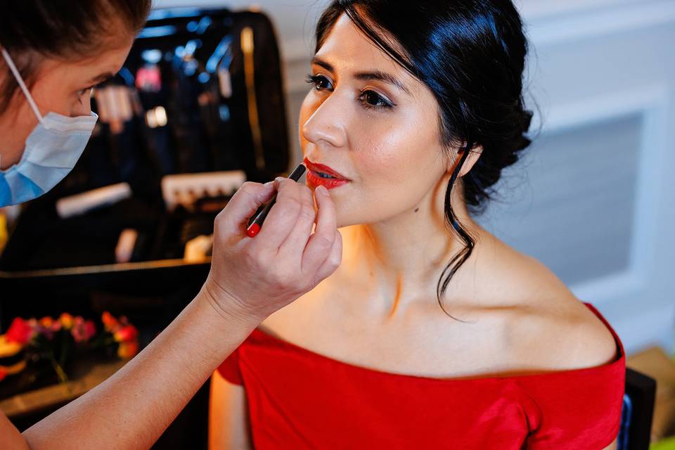 Bridesmaid make up