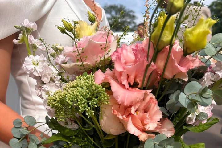 Fresh Summer Whimsical Vibe