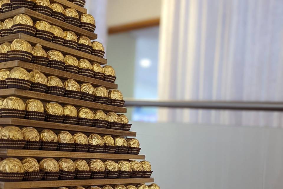 Ferrero Rocher Grand Pyramid