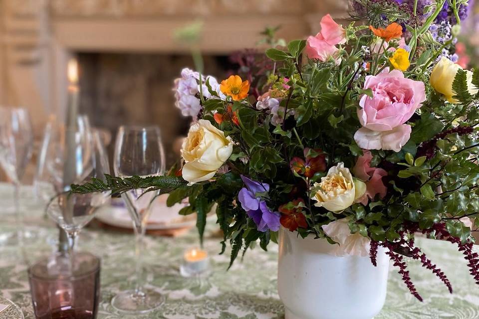 Summer fresh table arrangement