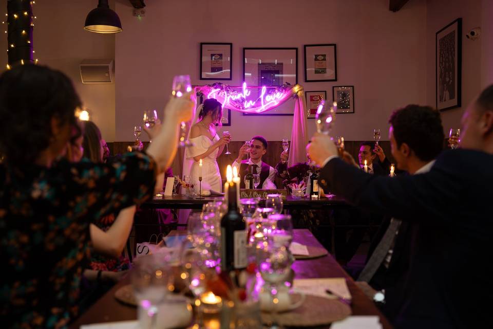 Speeches under neon