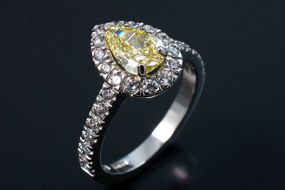 Pear-cut engagement ring