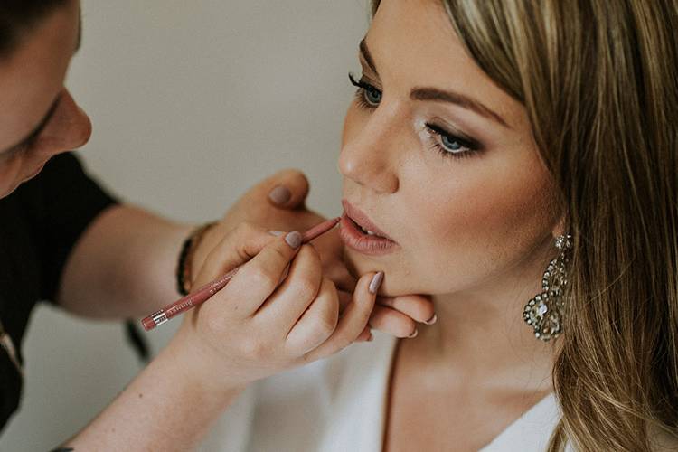 Soft glam makeup for bride