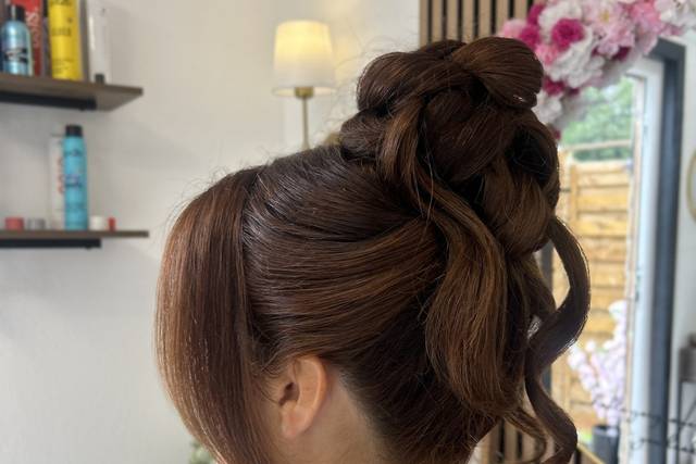 Pammy Updo
