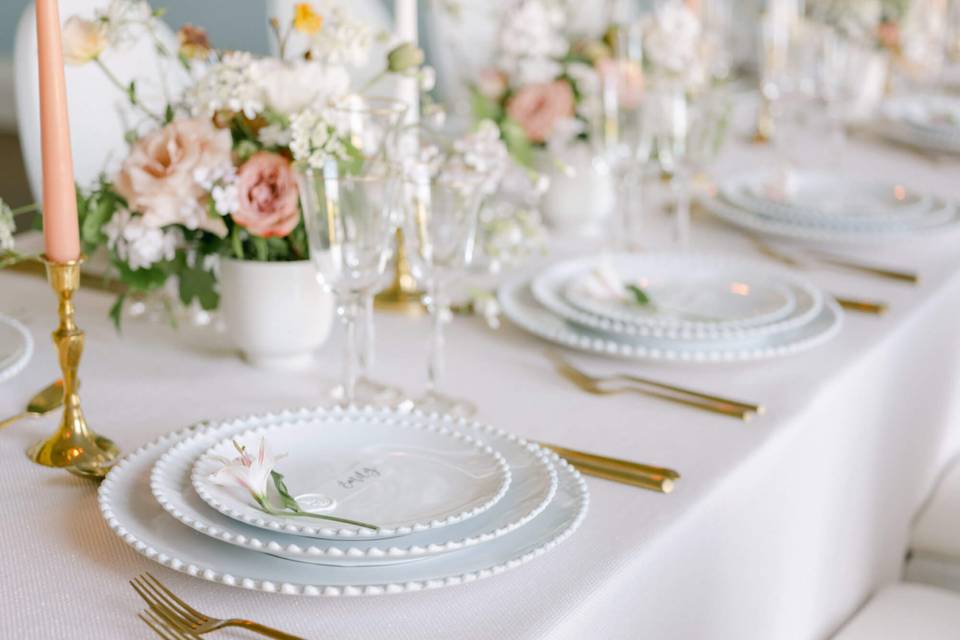 Elegant tablescape