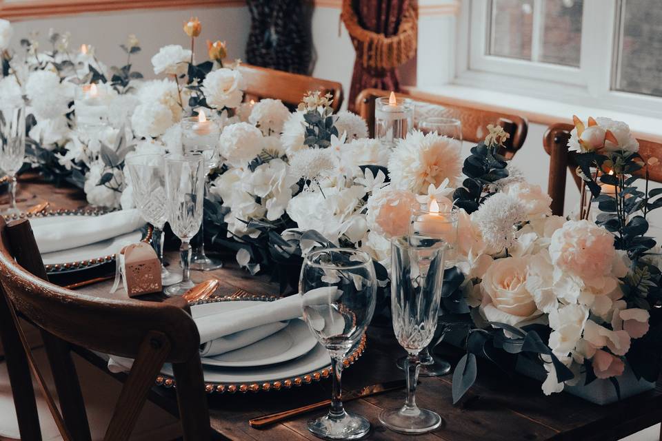 Floral table runner