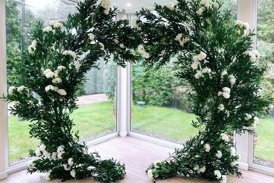 Foliage Moon Gate