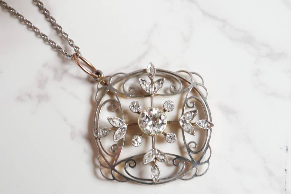 Antique diamond pendant