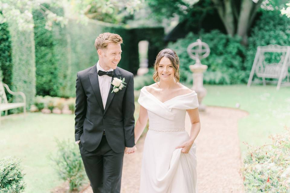 Newly weds in the Garden