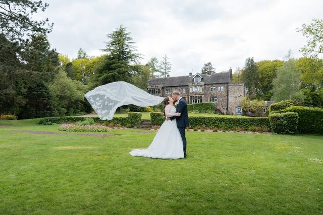 Bride and Groom veil