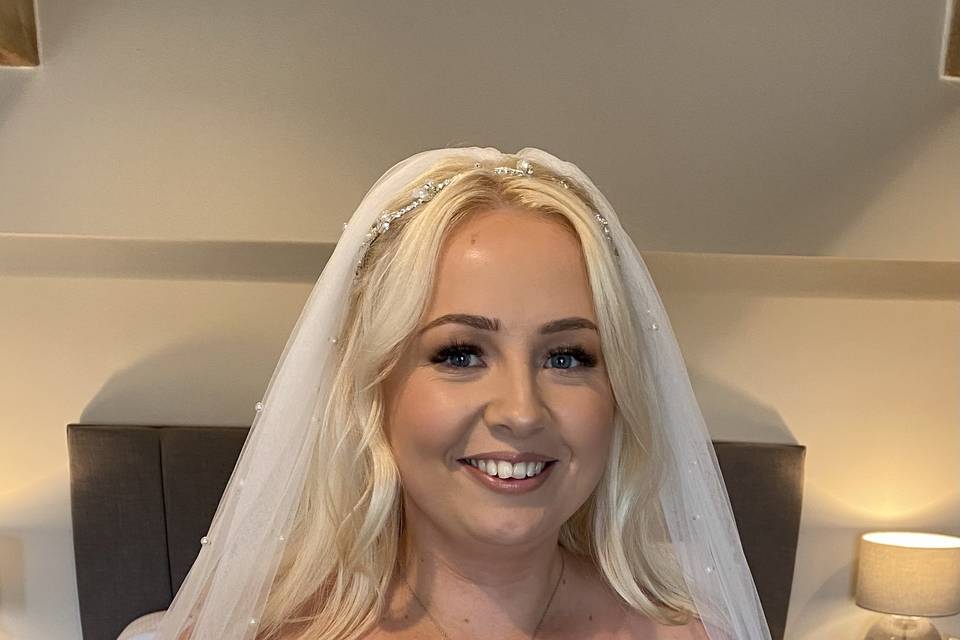 Soft pink bride