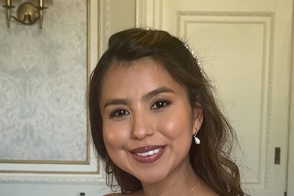Natural bridesmaid Smokey eye
