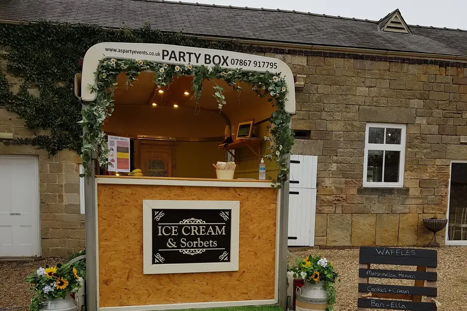 Derbyshire ice cream store bike