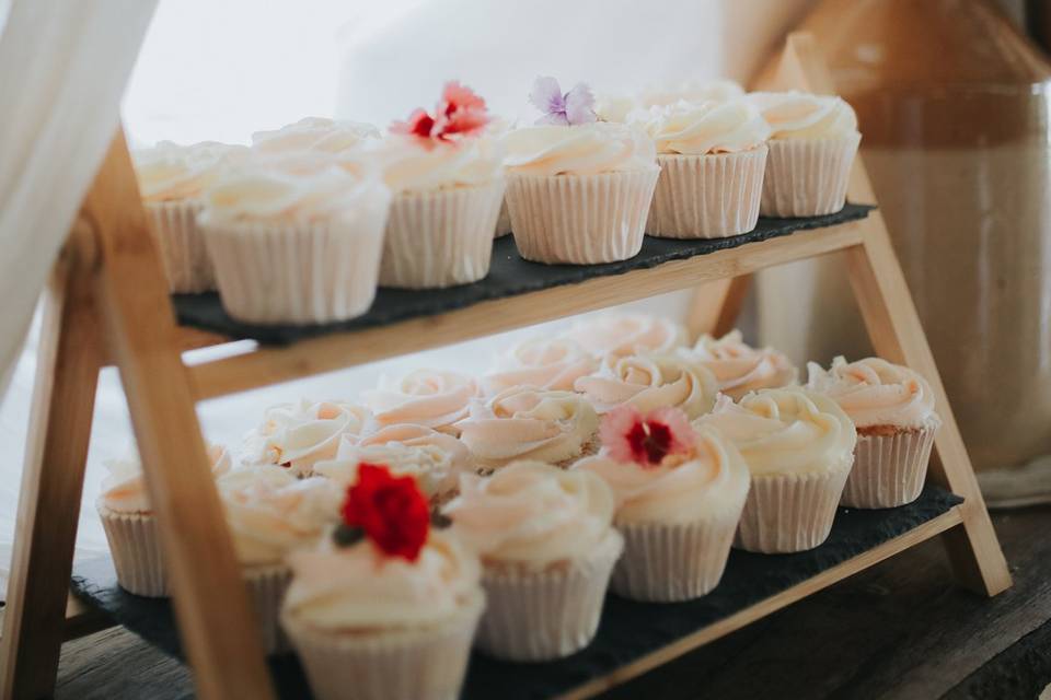 Wedding cupcakes